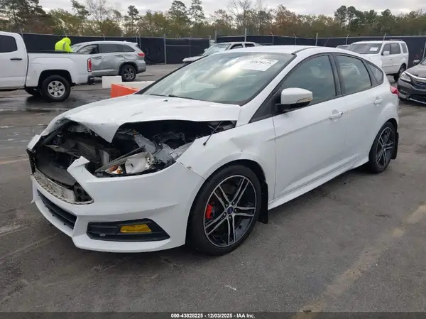 1FADP3L98HL276175 2017 FORD FOCUS ST - Image 2