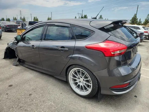 1FADP3L98HL316268 2017 FORD FOCUS - Image 2