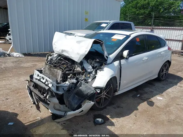 1FADP3L98HL318599 2017 FORD FOCUS ST - Image 2