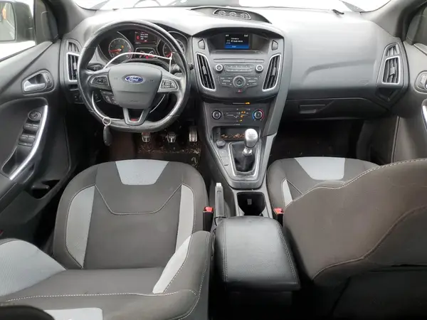 1FADP3L98JL216063 2018 FORD FOCUS - Image 8
