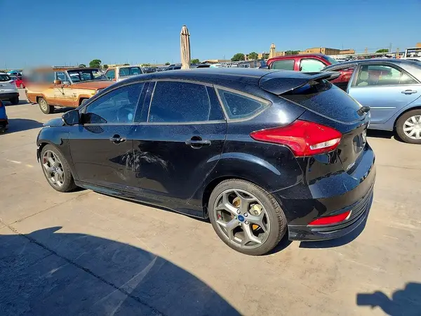 1FADP3L98JL222851 2018 FORD FOCUS - Image 2