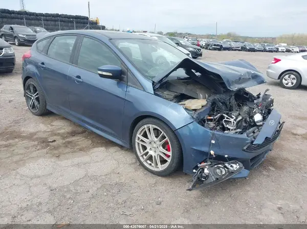 1FADP3L98JL243246 2018 FORD FOCUS ST - Image 1