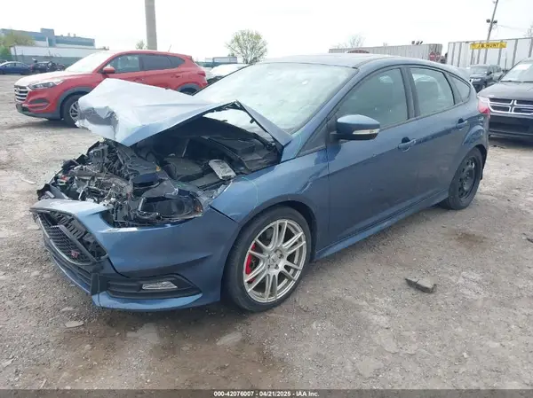 1FADP3L98JL243246 2018 FORD FOCUS ST - Image 2