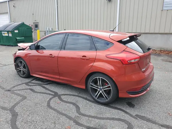 1FADP3L98JL297999 2018 FORD FOCUS - Image 2