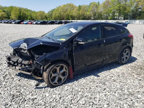 1FADP3L98JL318429 2018 FORD FOCUS - Image 1