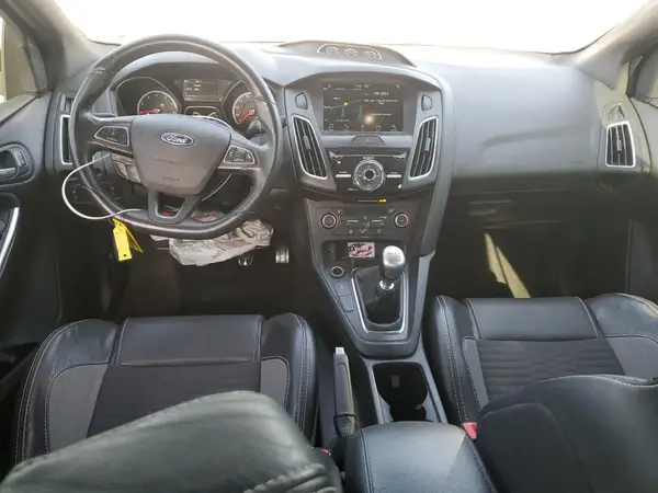 1FADP3L98JL331259 2018 FORD FOCUS - Image 8