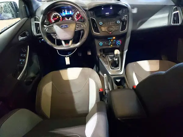 1FADP3L99GL296451 2016 FORD FOCUS - Image 8