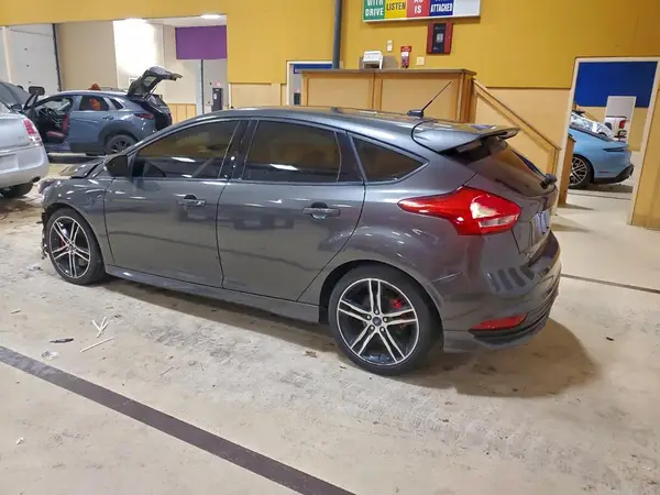 1FADP3L99GL396582 2016 FORD FOCUS - Image 2