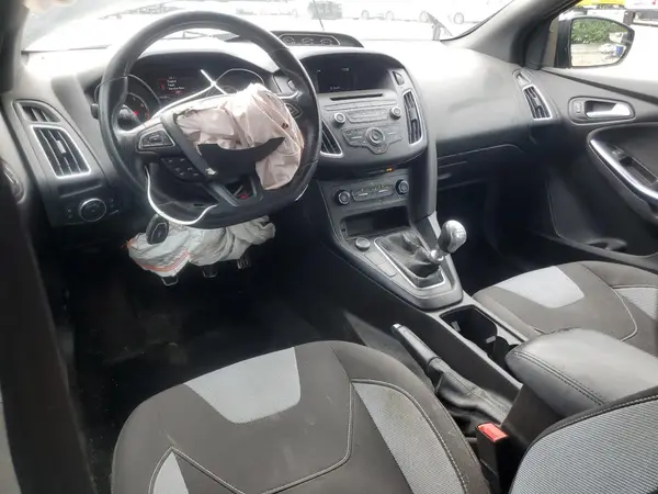 1FADP3L99HL258137 2017 FORD FOCUS - Image 8