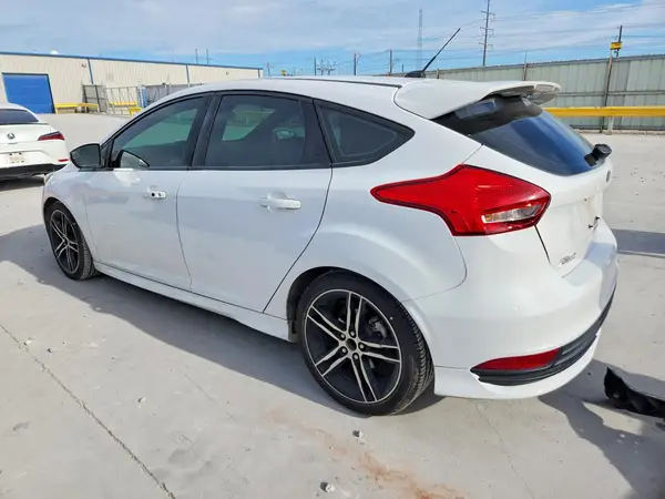 1FADP3L99HL292661 2017 FORD FOCUS - Image 2