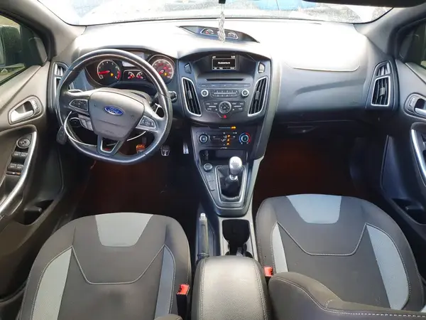1FADP3L99HL302783 2017 FORD FOCUS - Image 8