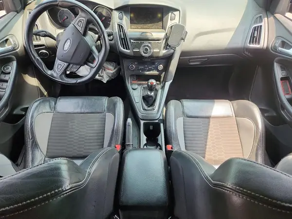 1FADP3L99JL210787 2018 FORD FOCUS - Image 8