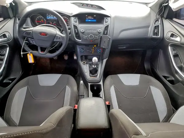 1FADP3L99JL215830 2018 FORD FOCUS - Image 8