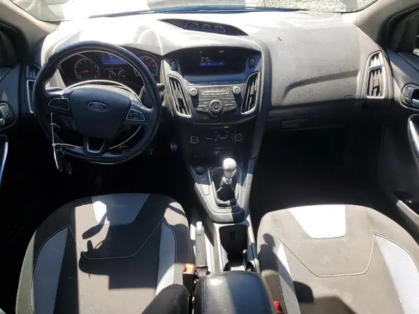 1FADP3L99JL240906 2018 FORD FOCUS - Image 8