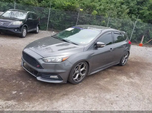 1FADP3L99JL243272 2018 FORD FOCUS ST - Image 2
