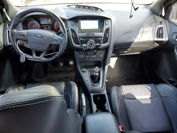 1FADP3L99JL256152 2018 FORD FOCUS - Image 8