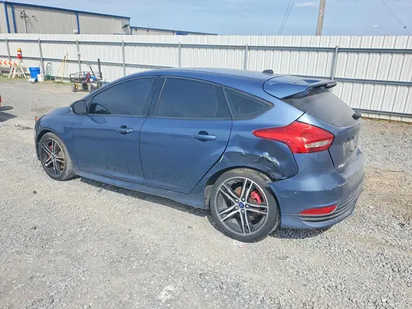 1FADP3L99JL274344 2018 FORD FOCUS - Image 2