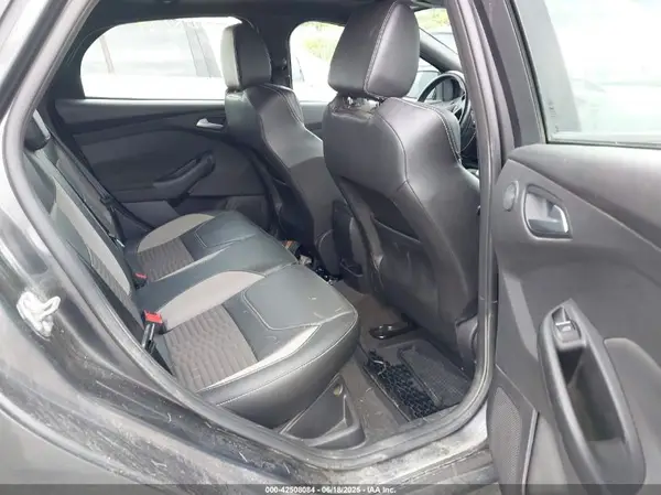 1FADP3L99JL329844 2018 FORD FOCUS ST - Image 8