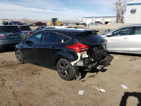 1FADP3L99JL331481 2018 FORD FOCUS - Image 2