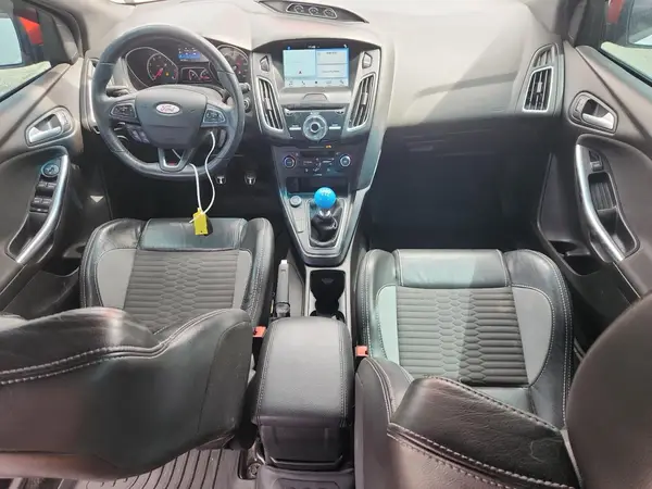 1FADP3L9XGL379855 2016 FORD FOCUS - Image 8