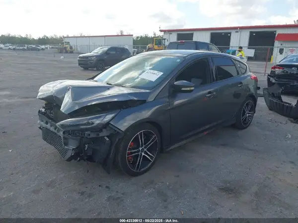 1FADP3L9XGL389785 2016 FORD FOCUS ST - Image 2