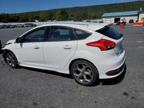 1FADP3L9XHL251066 2017 FORD FOCUS - Image 2