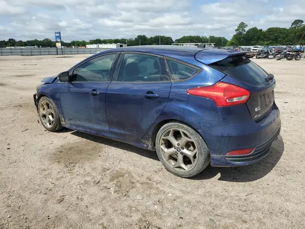 1FADP3L9XHL260513 2017 FORD FOCUS - Image 2