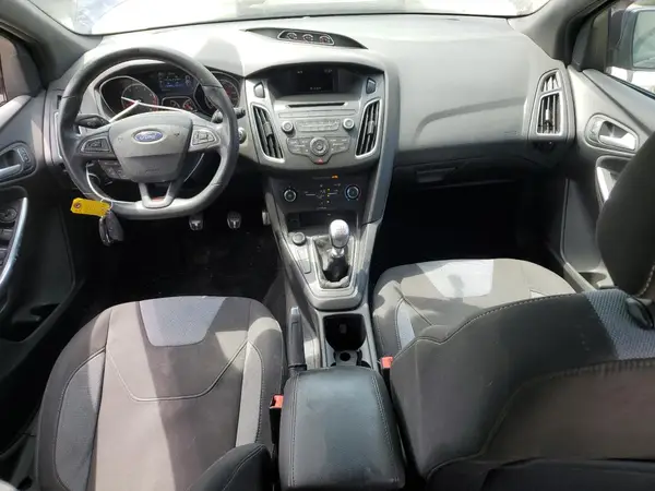 1FADP3L9XHL298520 2017 FORD FOCUS - Image 8