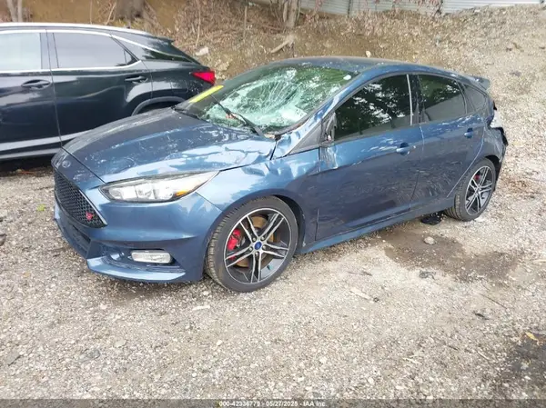 1FADP3L9XJL228182 2018 FORD FOCUS ST - Image 2