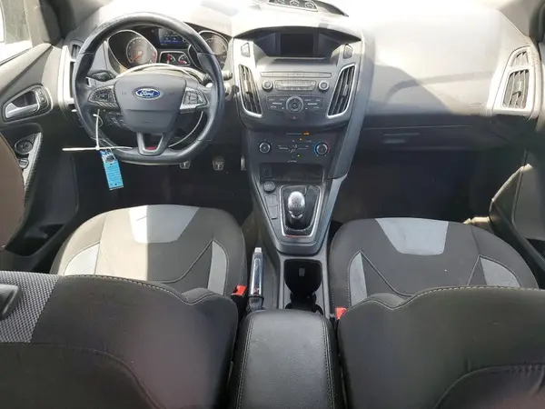 1FADP3L9XJL247282 2018 FORD FOCUS - Image 8