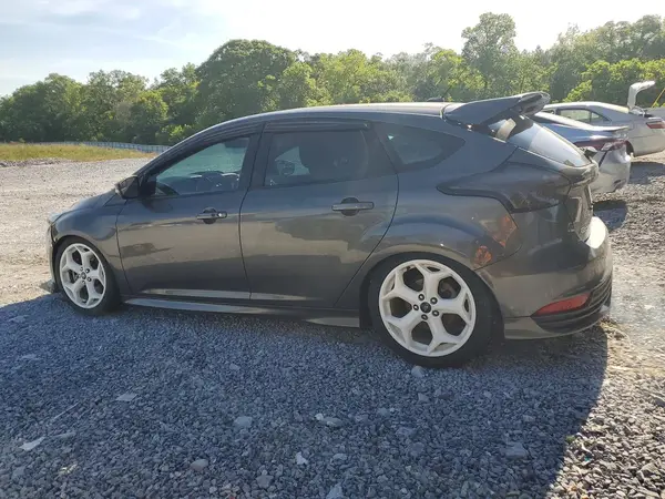 1FADP3L9XJL255303 2018 FORD FOCUS - Image 2