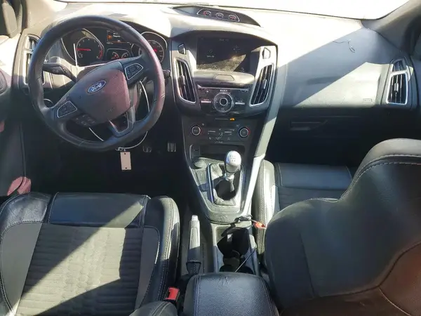 1FADP3L9XJL255303 2018 FORD FOCUS - Image 8