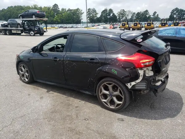 1FADP3L9XJL299639 2018 FORD FOCUS - Image 2