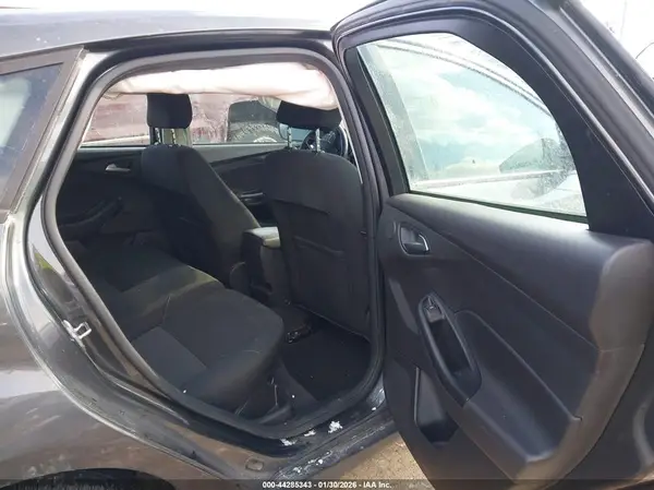 1FADP3M20HL230258 2017 FORD FOCUS - Image 8