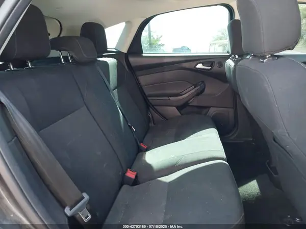 1FADP3M20HL245827 2017 FORD FOCUS - Image 8