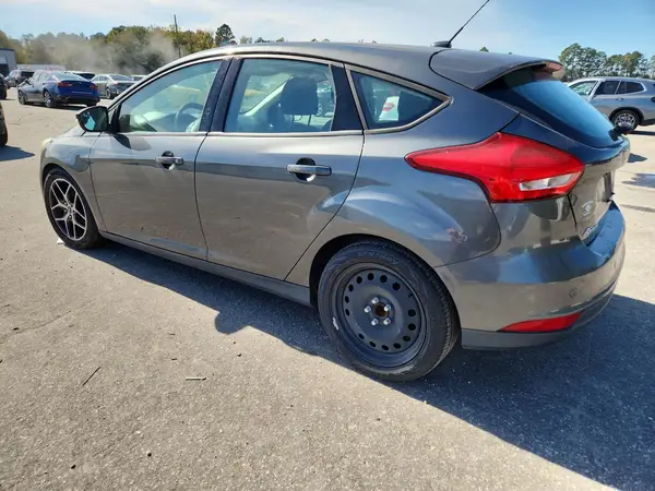 1FADP3M20HL256262 2017 FORD FOCUS - Image 2