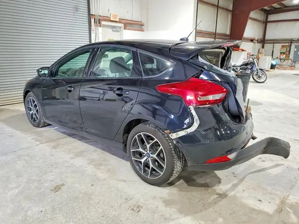 1FADP3M20HL330604 2017 FORD FOCUS - Image 2