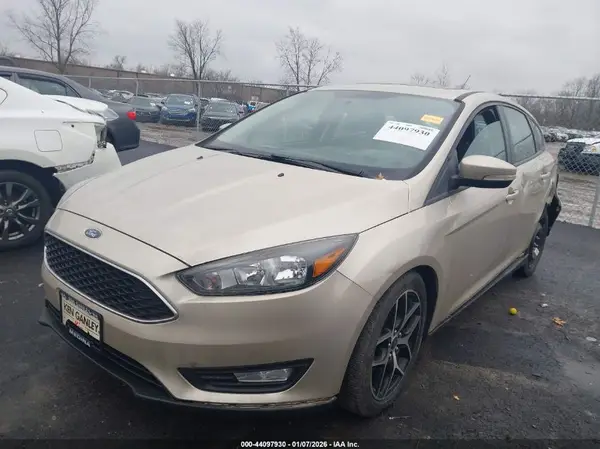 1FADP3M20JL235157 2018 FORD FOCUS - Image 2