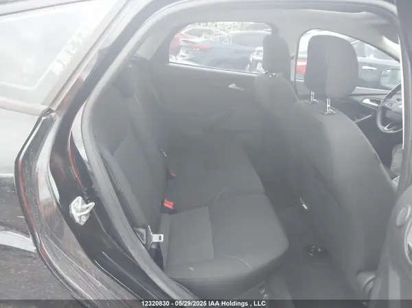 1FADP3M20JL263069 2018 FORD FOCUS - Image 8