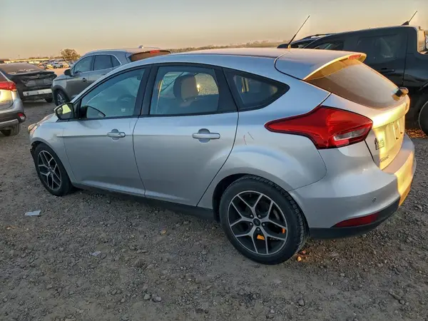 1FADP3M20JL292796 2018 FORD FOCUS - Image 2