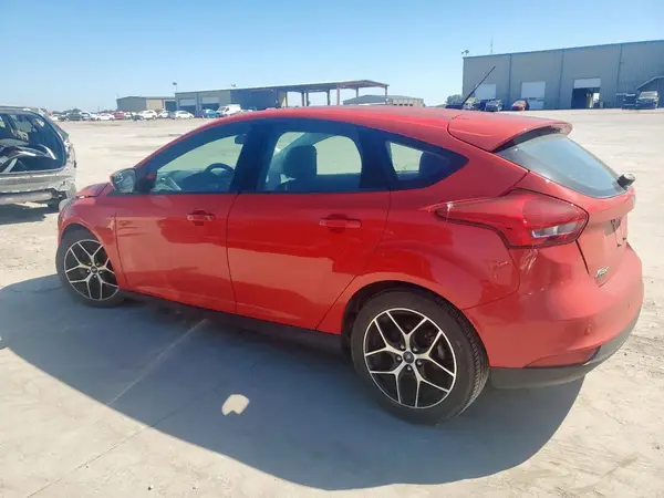 1FADP3M21HL204963 2017 FORD FOCUS - Image 2