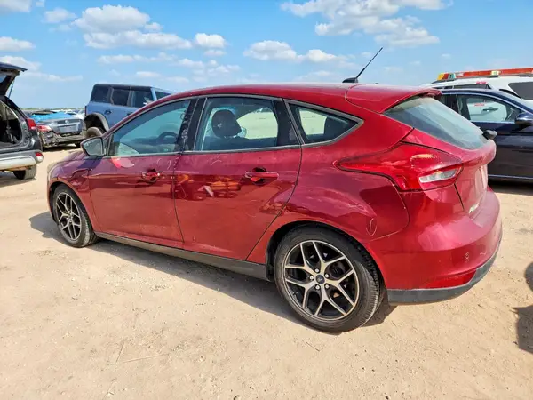 1FADP3M21HL219303 2017 FORD FOCUS - Image 2