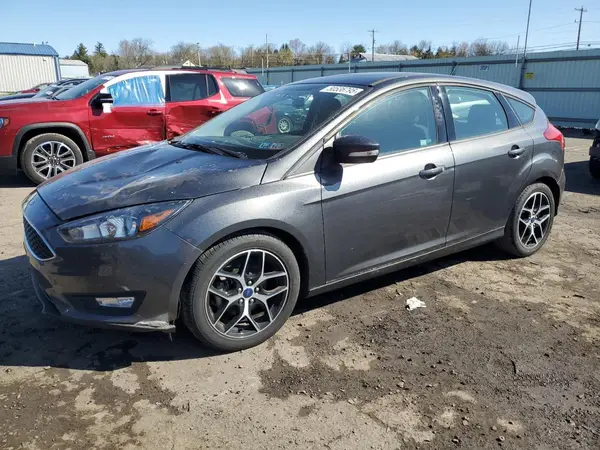 1FADP3M21HL297578 2017 FORD FOCUS - Image 1