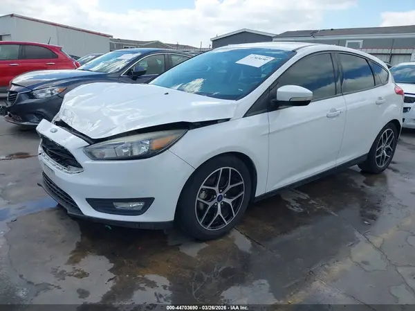 1FADP3M21HL332572 2017 FORD FOCUS - Image 2