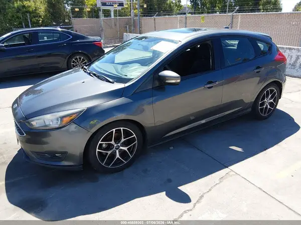 1FADP3M21JL230985 2018 FORD FOCUS - Image 2