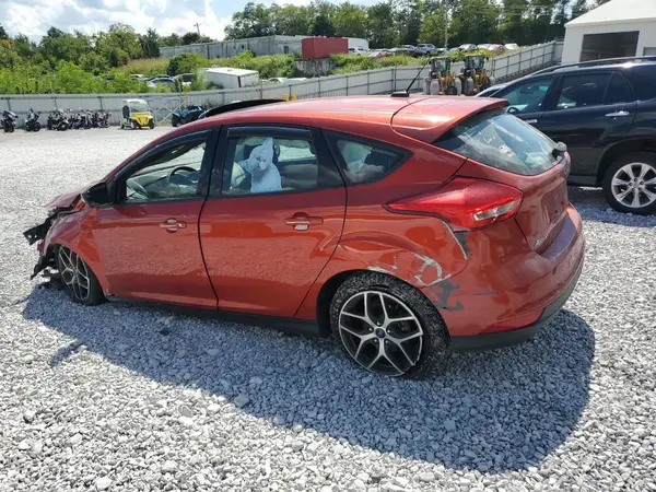 1FADP3M21JL258107 2018 FORD FOCUS - Image 2