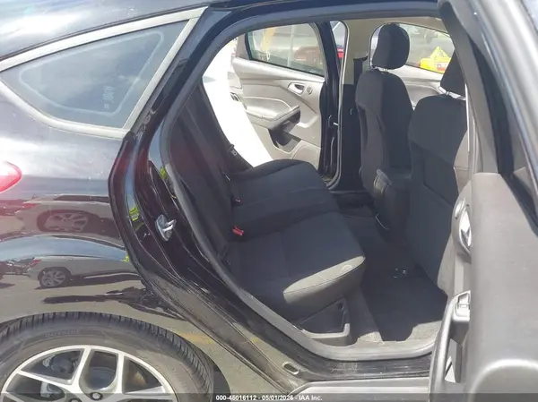 1FADP3M21JL285453 2018 FORD FOCUS - Image 8
