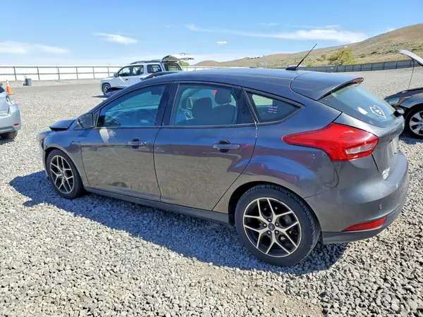 1FADP3M21JL285758 2018 FORD FOCUS - Image 2