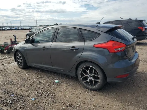 1FADP3M21JL302333 2018 FORD FOCUS - Image 2