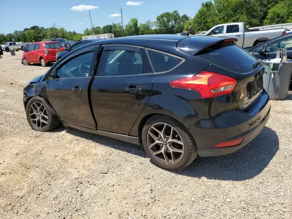 1FADP3M22HL220976 2017 FORD FOCUS - Image 2